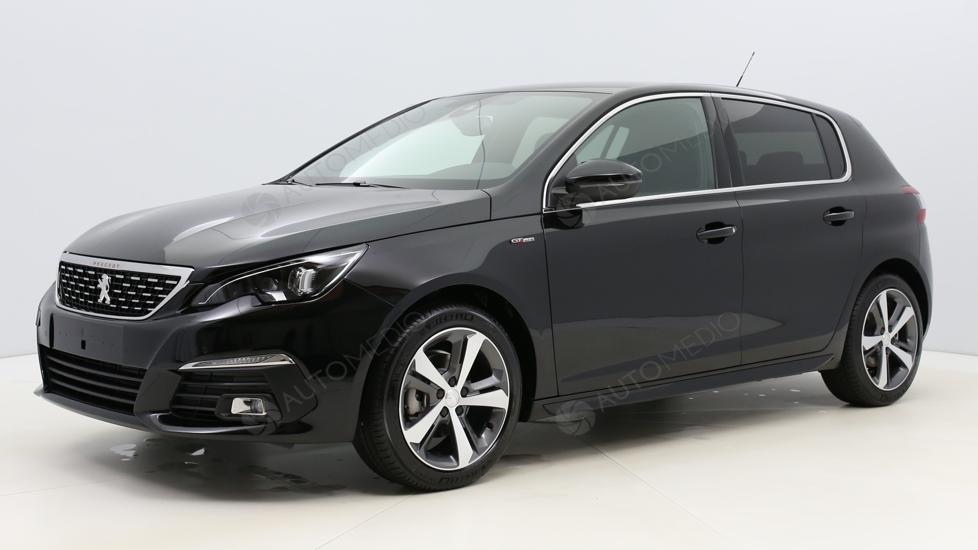 Peugeot Nouvelle Facelift P Gt Line Puretech Ch Noir Perla